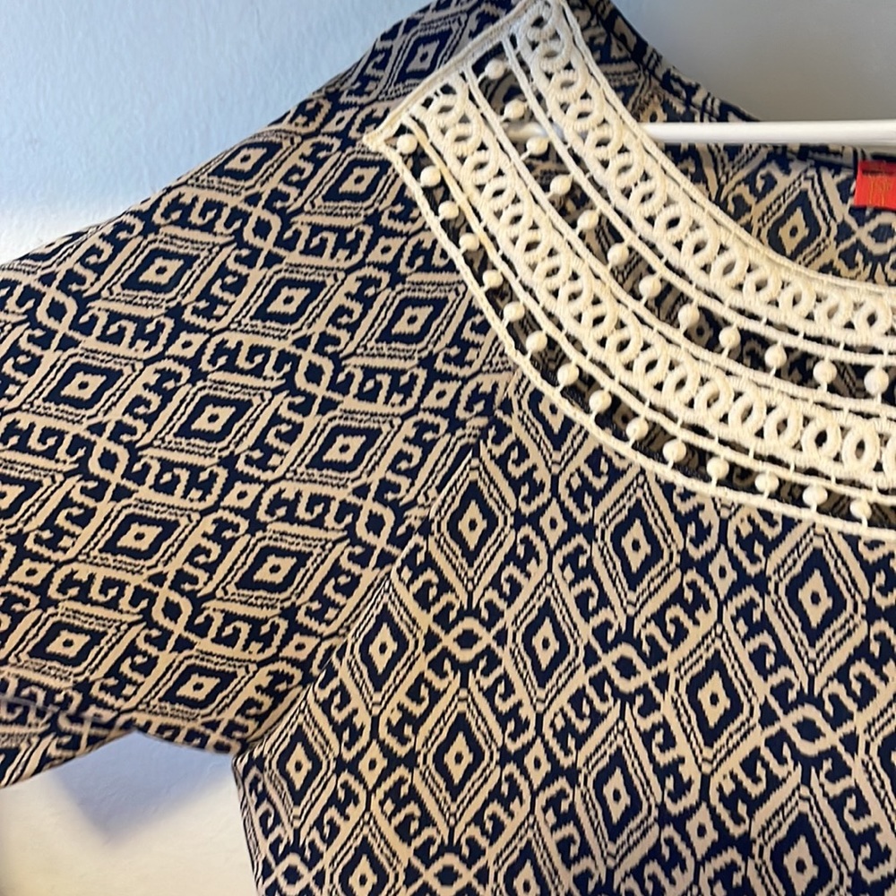 Blouse🧵🪡 - Picture 3 of 4